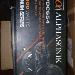 Brand New 2 Alphasonik 1400w 6.5 Mids Orion 1500w 2ch Amp And 4ga Amp Kit $220firm Price Pickup Only Serious Buyers Please Yes It Is Avaliable 