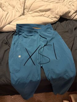 scrub pants with cuff