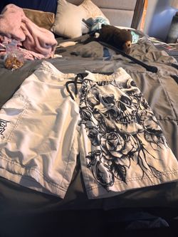 White Board Shorts with Skull and Rose Print