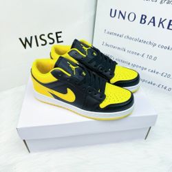 hit product 💰 43 • Main promotion 🔥 AJ1 Low Help Bumblebee Cost Effective Recommended Size 36-44
