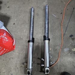 2003 Gsxr 600 Front Shocks 