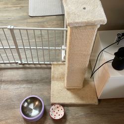 Cat scratcher
