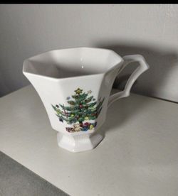 NIKKO PORCELAIN COFFEE MUG - Q2