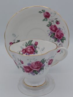 Lovely Vintage Clarence Cup & Saucer Made In England