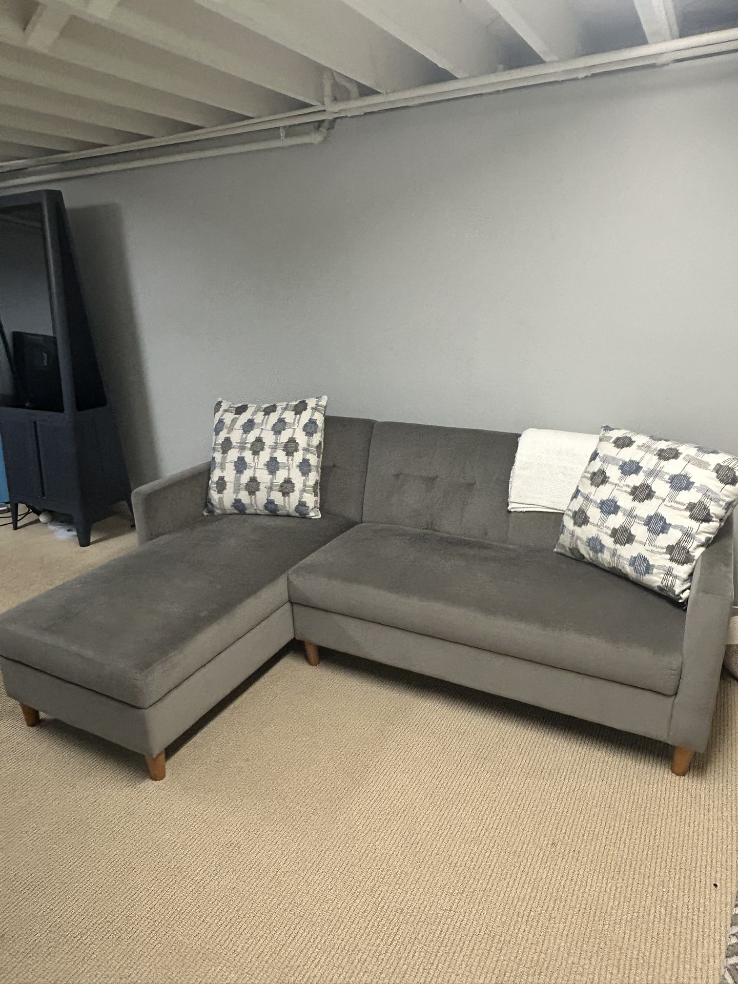 Couch With Chaise