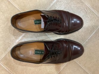 COLE HAAN LEATHER SHOES - BURGUNDY SIZE 10