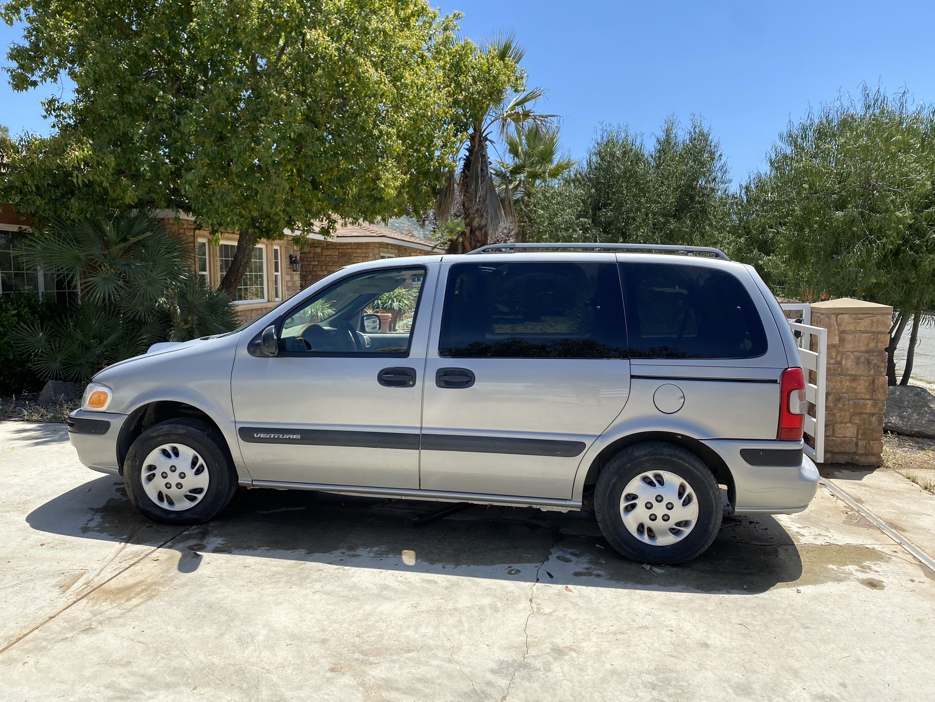 2004 Chevrolet Venture For Sale In Banning CA OfferUp   Ac9bc3368fd14f7681c666d5f78c2b13 