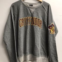 Universal Studios Wizarding World of Harry Potter Gryffindor Sweatshirt Size L