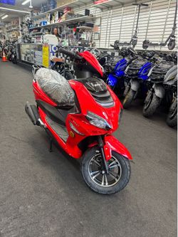 Brand new 150cc gas scooter