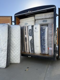 NEW HIGH QUALITY LUXURY MATTRESSES HIGHLY DISCOUNTED!!!