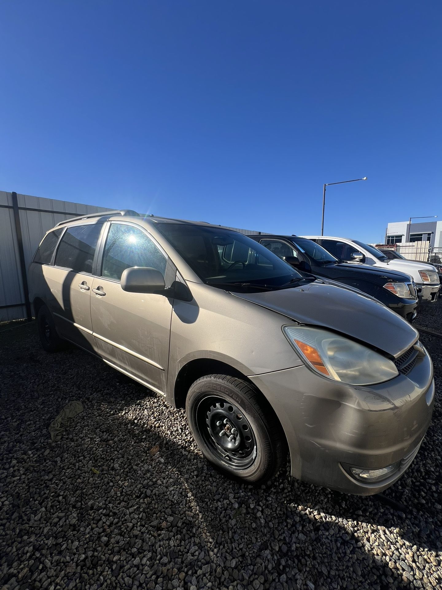 2004 Toyota Siena