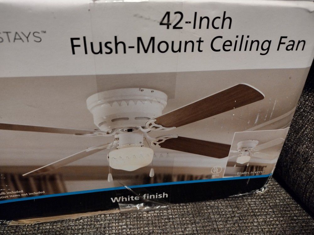 New In The Box 42" Ceiling Fan Double Sided Blades (White And Wood Grain)