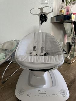 Baby swing multi motion 4moms MamaRoo