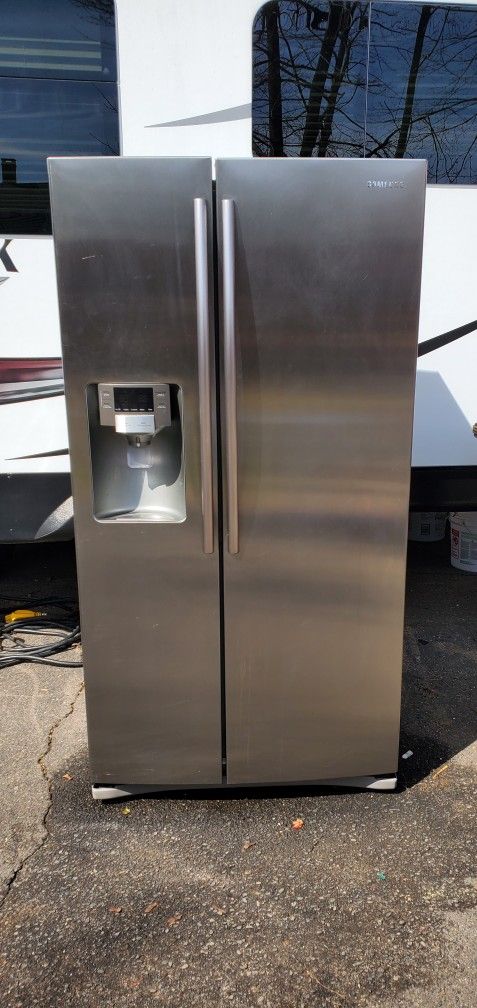 Samsung Refrigerator Model RS265TDRS