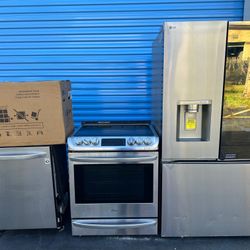 full kitchen LG set Combo refrigerator, stove, microwave, dishwasher / full kitchen acero inoxidable