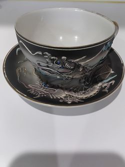 1920s-1930s Dragon cup and saucer w/geisha lithophane