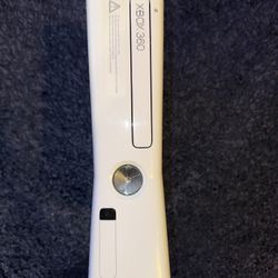 Xbox 360 Slim (Glossy White)