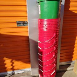 Empty Buckets W/Lids