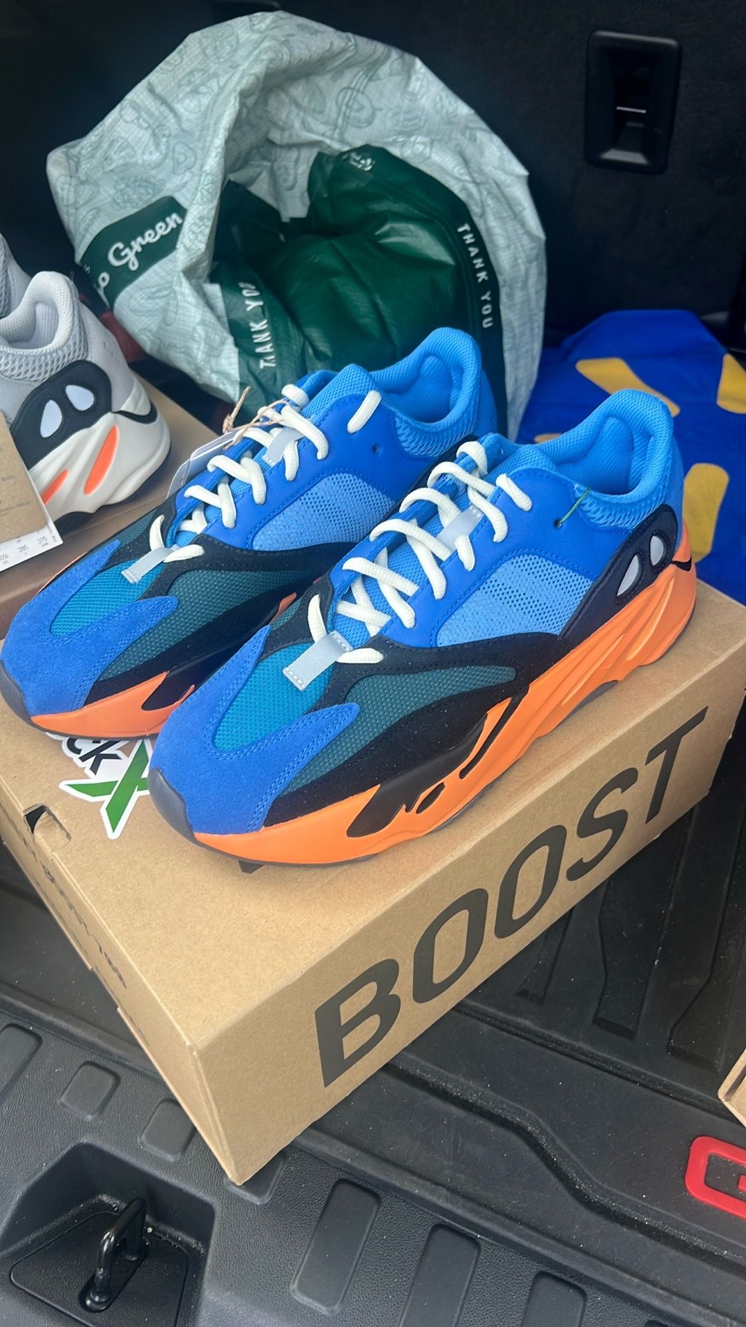 Yeezy Boost 700 Bright Blue BRAND NEW