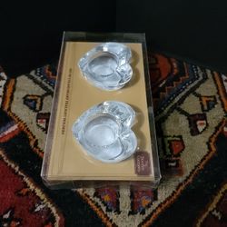 The Bombay Company Heart Candle Holders