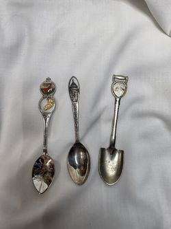 Vintage Souvenir Spoon Lot - Excalibur Las Vegas, Washington D.C., North Carolina