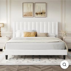 Full size Velvet Upholstered Bed Frame with Tufted Headboard