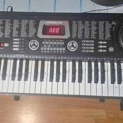 Keyboard With Stand 