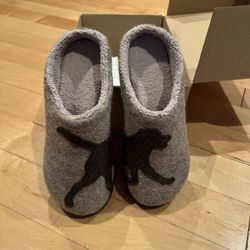 Super Cute L . L. BEAN Size 6 NEW IN BOX