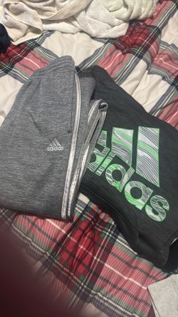 Boys Adidas sweatsuit