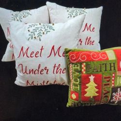 Moving Sale: Bundle of 4 Christmas Theme Pillows