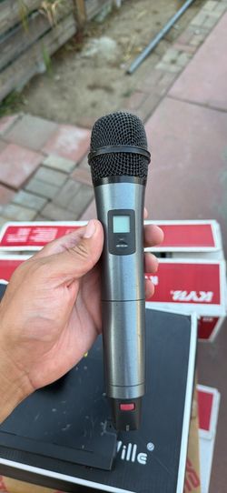 Sennheiser XS Wireless Microphone System