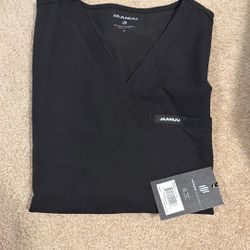 Magna Classic Scrub Top