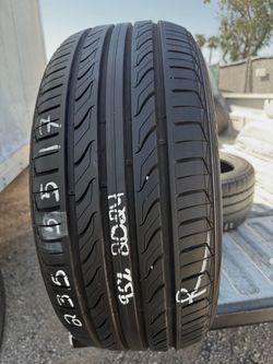 (1) 235/55/17 99% Tire