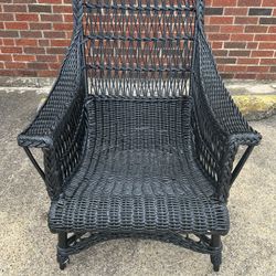 Vintage Paine Black Bar Harbor Style Wicker Patio Chair