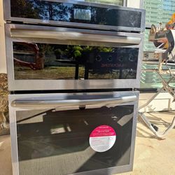Frigidaire Gallery 30" Electric Wall Oven and Microwave Combination