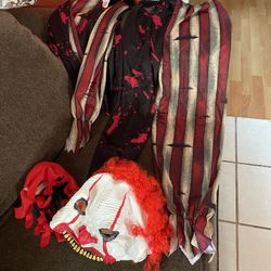 Costume