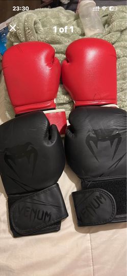 2 sets of large boxing gloves