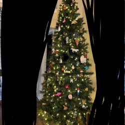 8.5 Foot Prelit Christmas Tree 