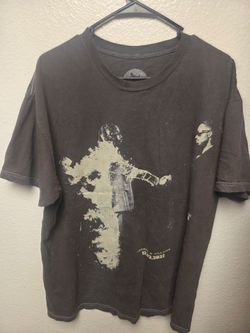 Metro Boomin 2022 Heroes & Villains Tour T-Shirt Men’s size L Gray Rap Band Tee