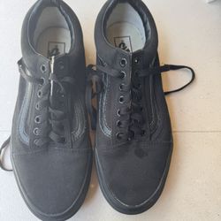 VANS Old Skool Canvas Shoes - NEW 