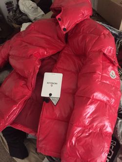 Moncler club