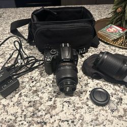 Nikon D5000 Professional Camera 