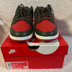 Nike dunk mystic  red  cargo khaki size 10