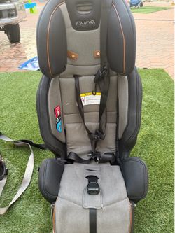 Nuns executive car seat
