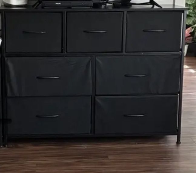7 Drawer Stand 
