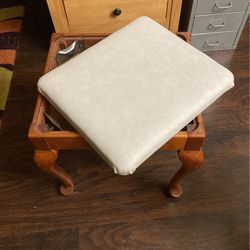 Stool   Small Bench    Seat 
