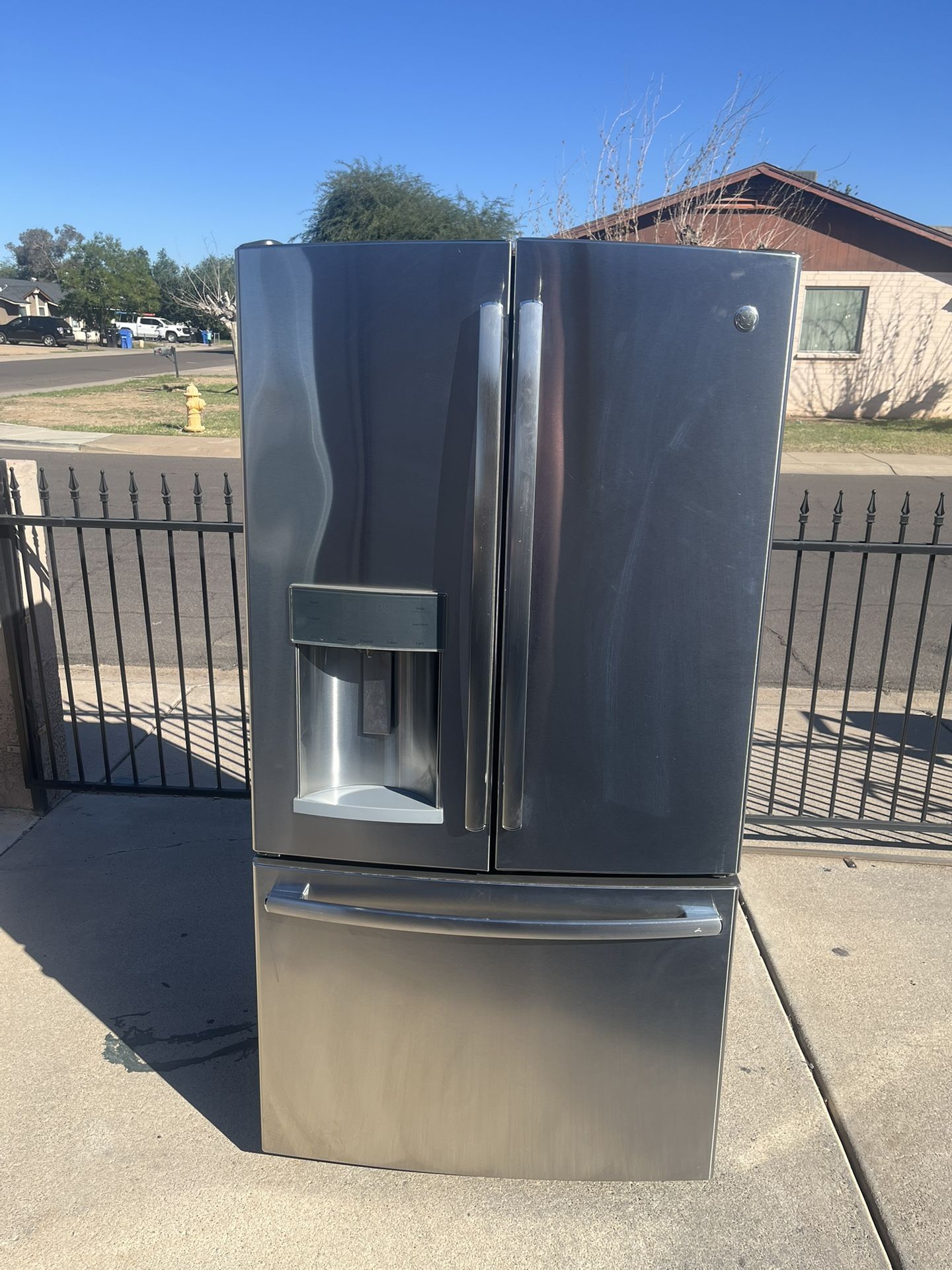 Refrigerator GE Stainless Steel