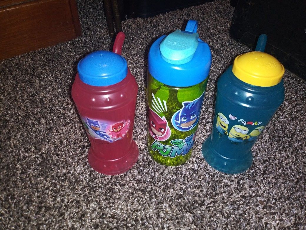 3 sippy cups