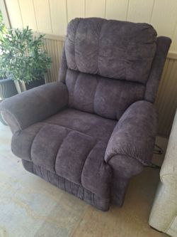 Beautiful electric recliner