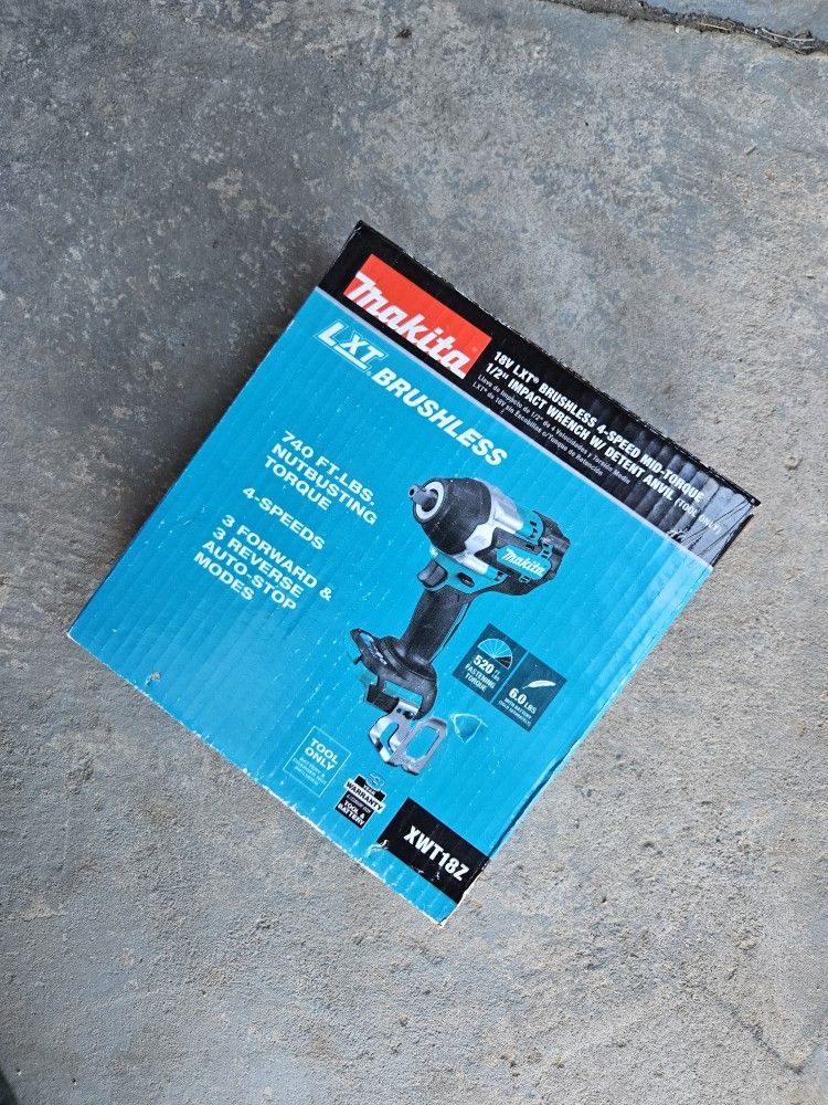 Makita 18V LXT BRUSHLESS 4-SPEED MID-TORQUE 1/2" IMPACT WRENCH